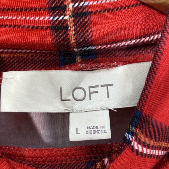 LOFT Turtleneck Shirt Red Plaid Holiday Festive Outfit Size: Large - Picture 3 of 4